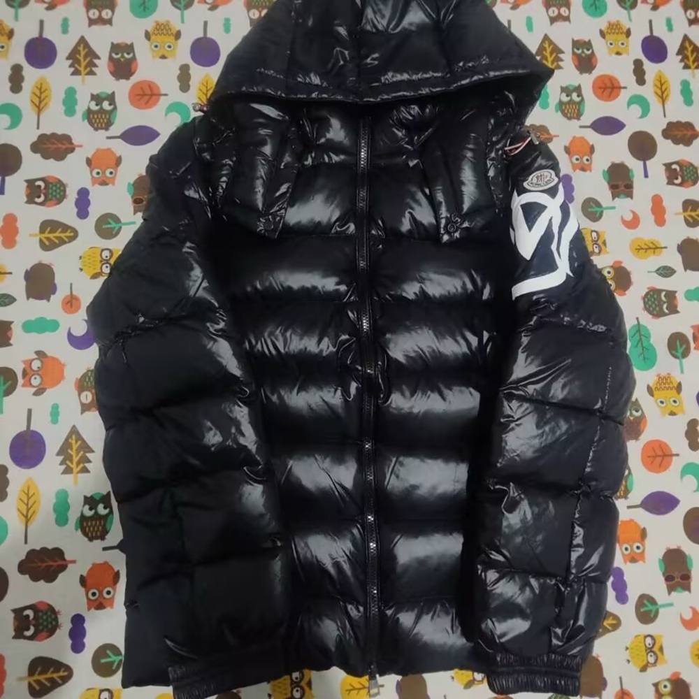 Moncler Puffer Black Jacket